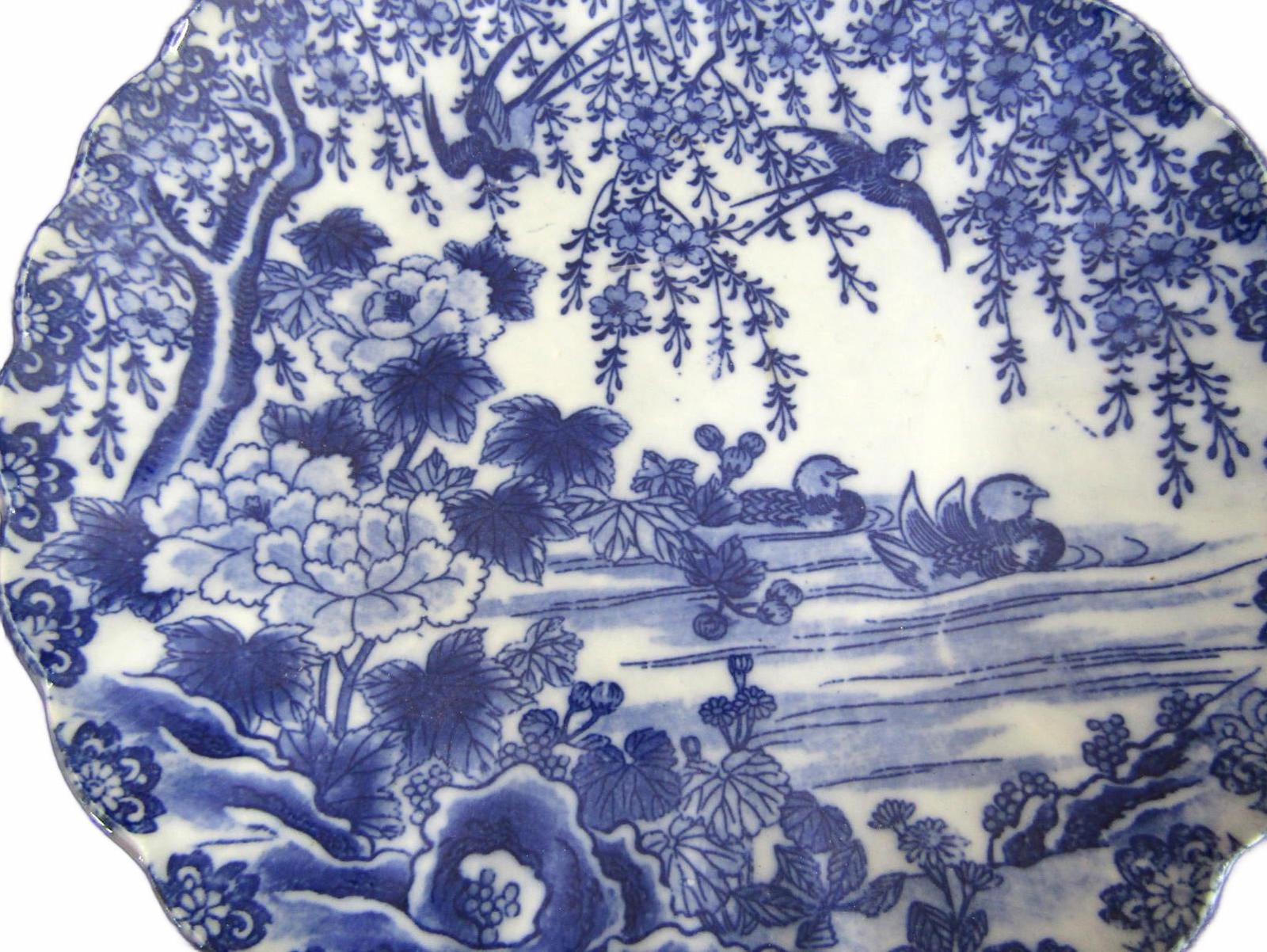 Japanese Imari Blue and White Porcelain Charger Meiji Period 13 1/8" 19th C