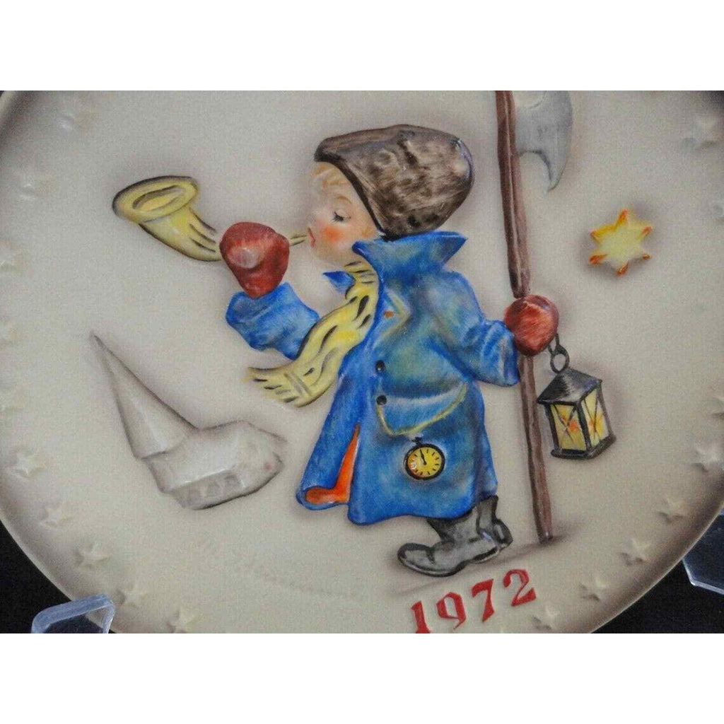 1972 Hummel Plate "Hear Ye Hear Ye" Christmas Plate West Germany