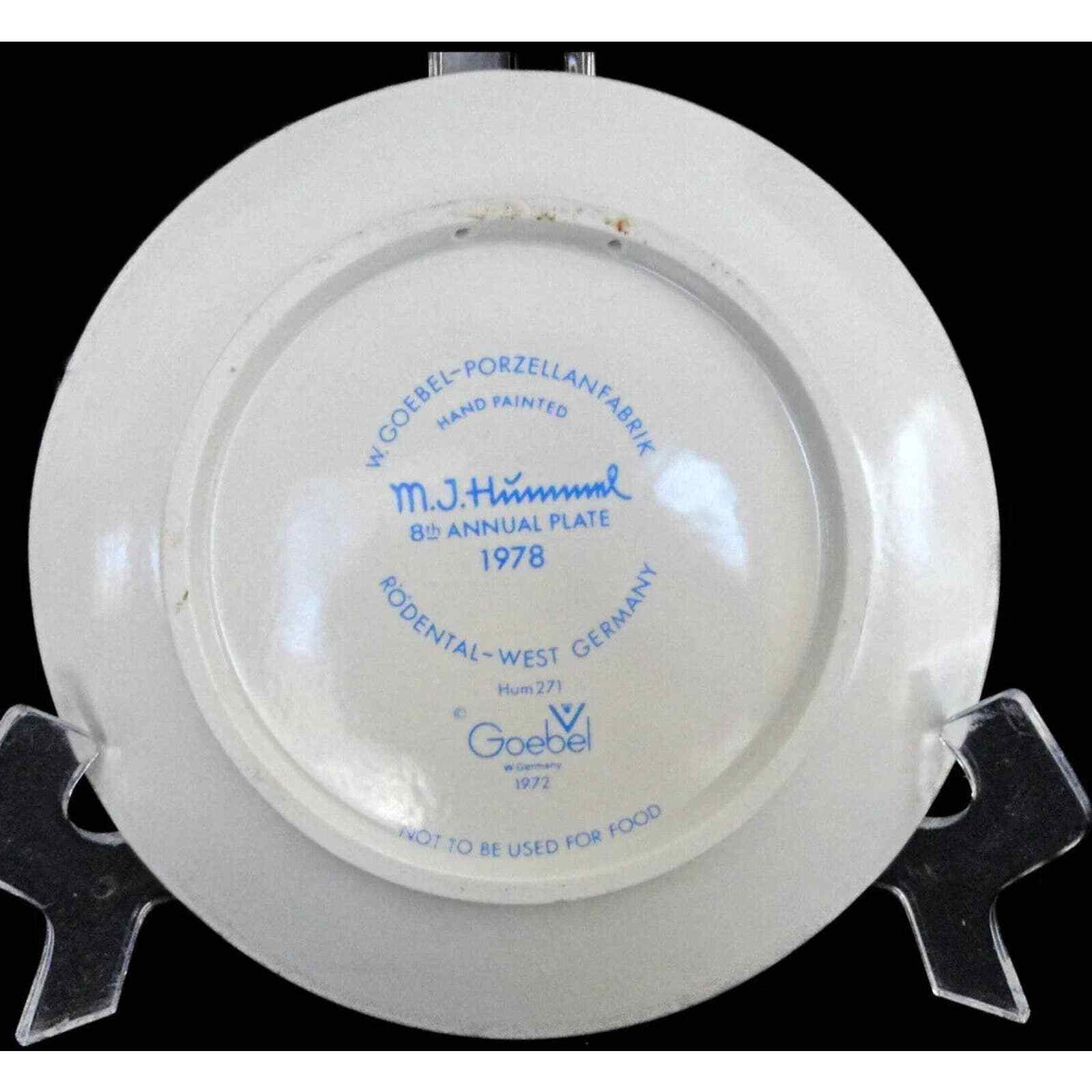 1978 Hummel "Plate Happy Pastime" 8th Annual Plate West Germany