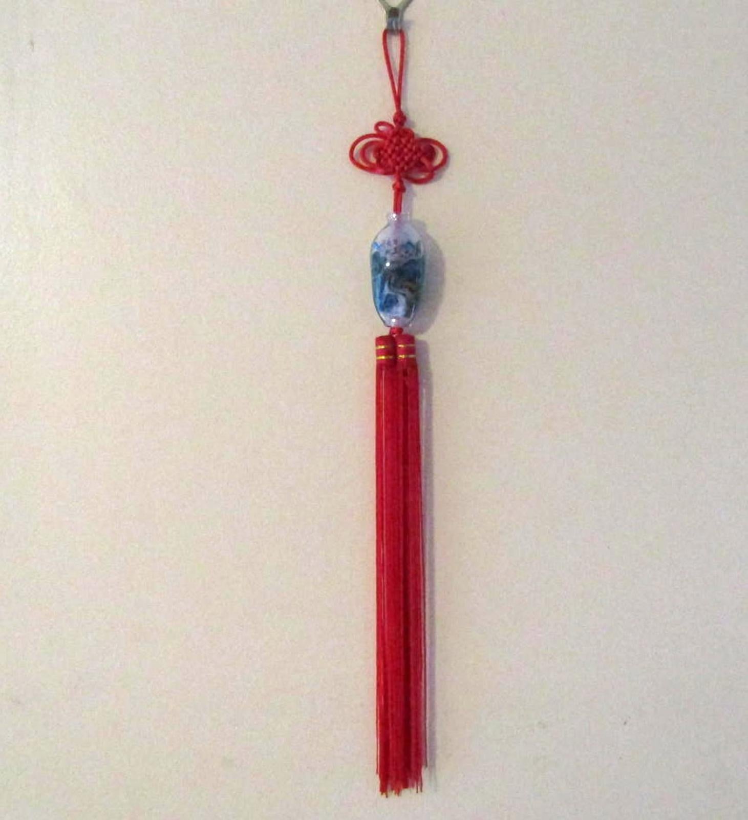 Traditional Chinese Feng Shui Hanging Ornament Snuff Bottle Great Wall Design
