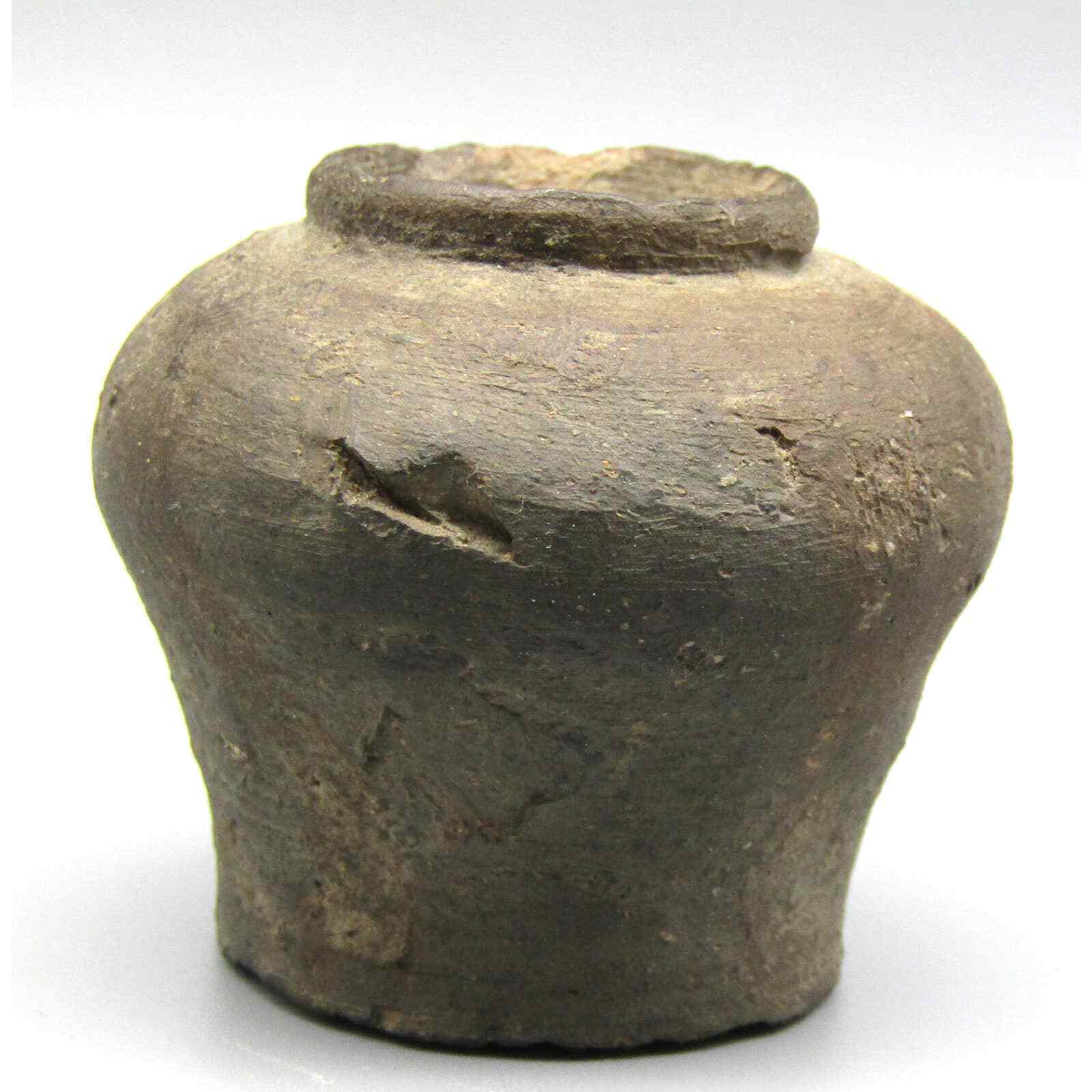 Han Dynasty Pottery Small Jar 206 BC to 220 AD