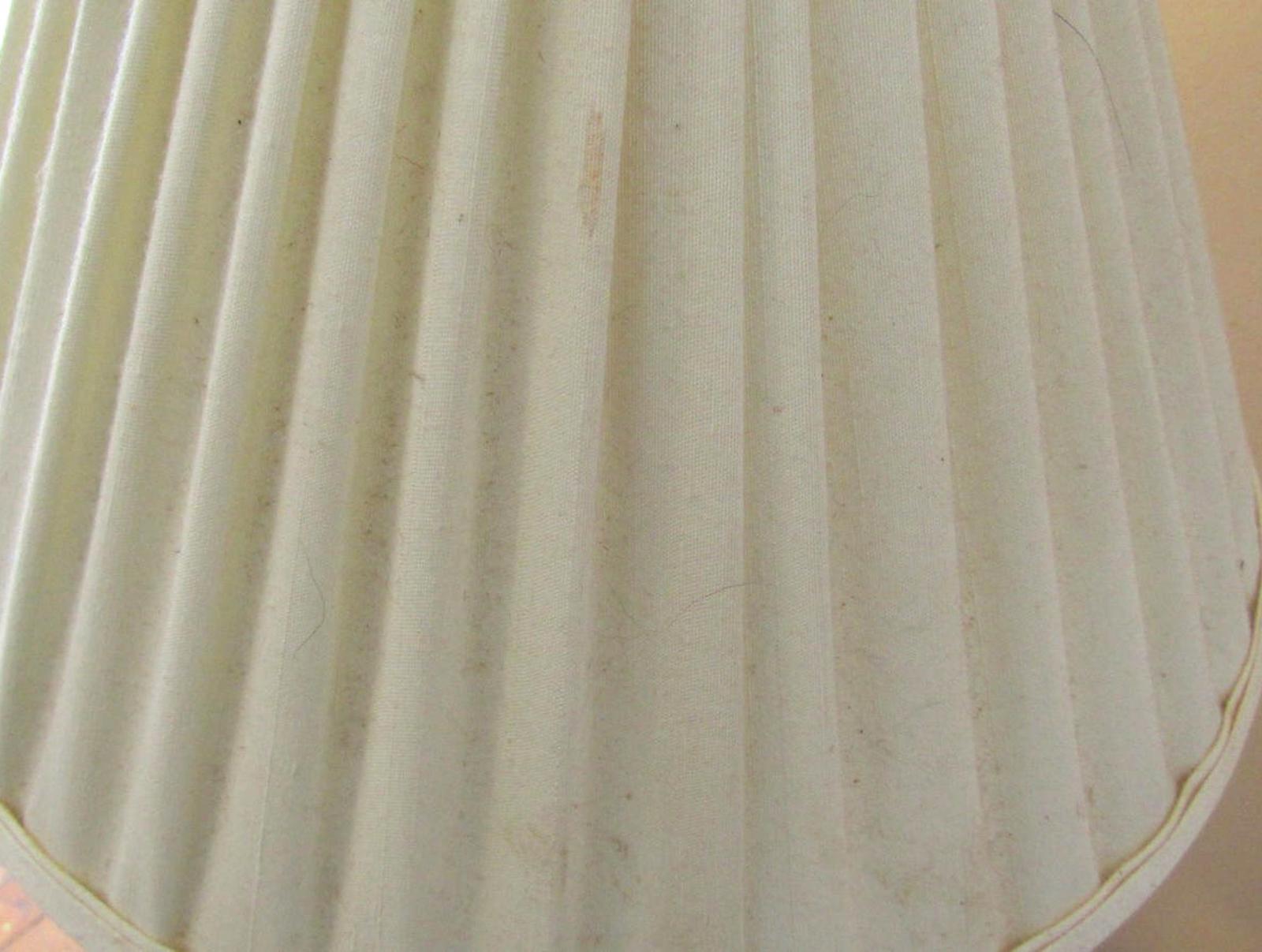 Ruby Overlay Cut-to-Clear Lamp Marble Base Vintage Fount-Style 23.5” Cream Shade