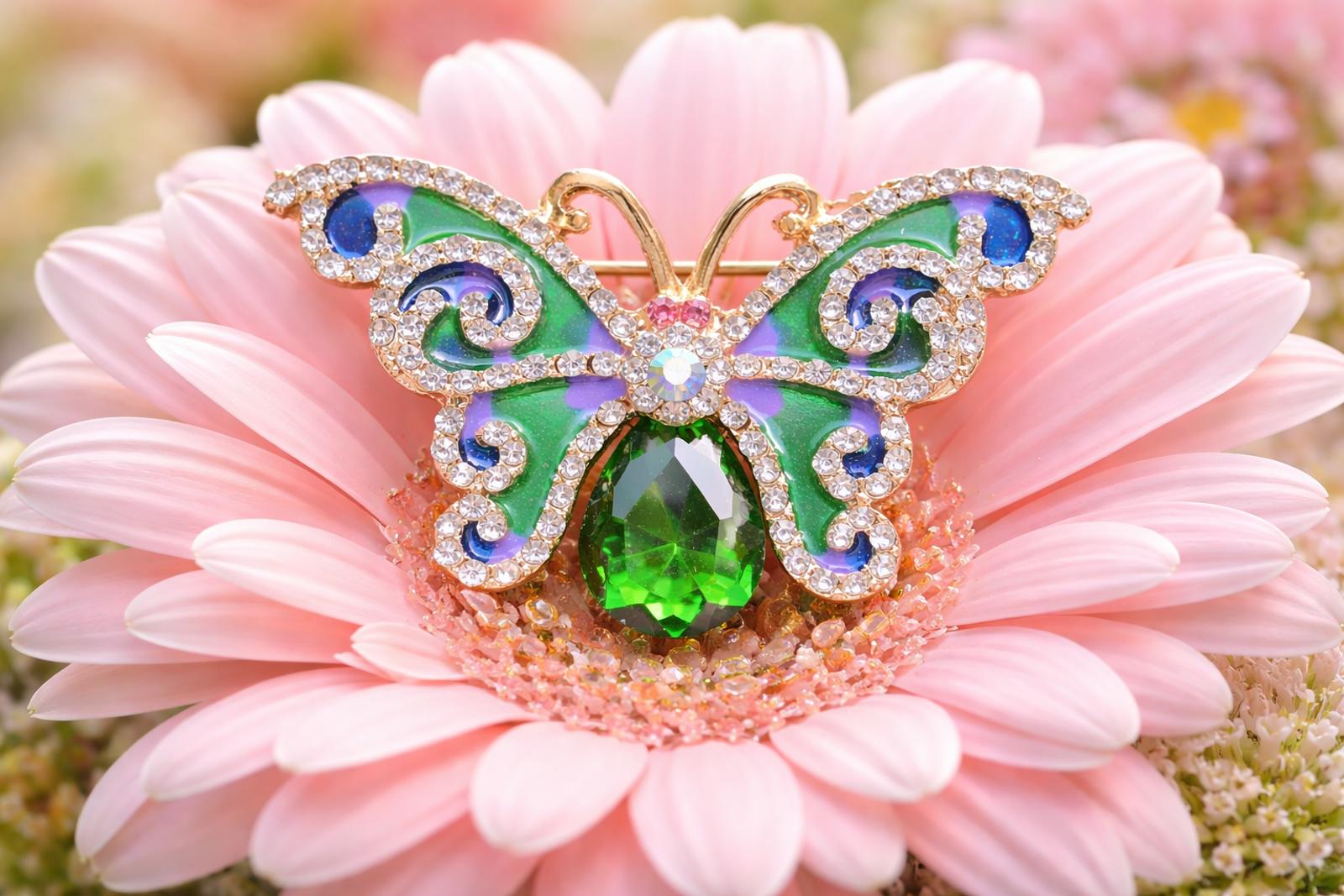 Vintage Butterfly Brooch Rhinestone Enamel Green Gold Tone Pin