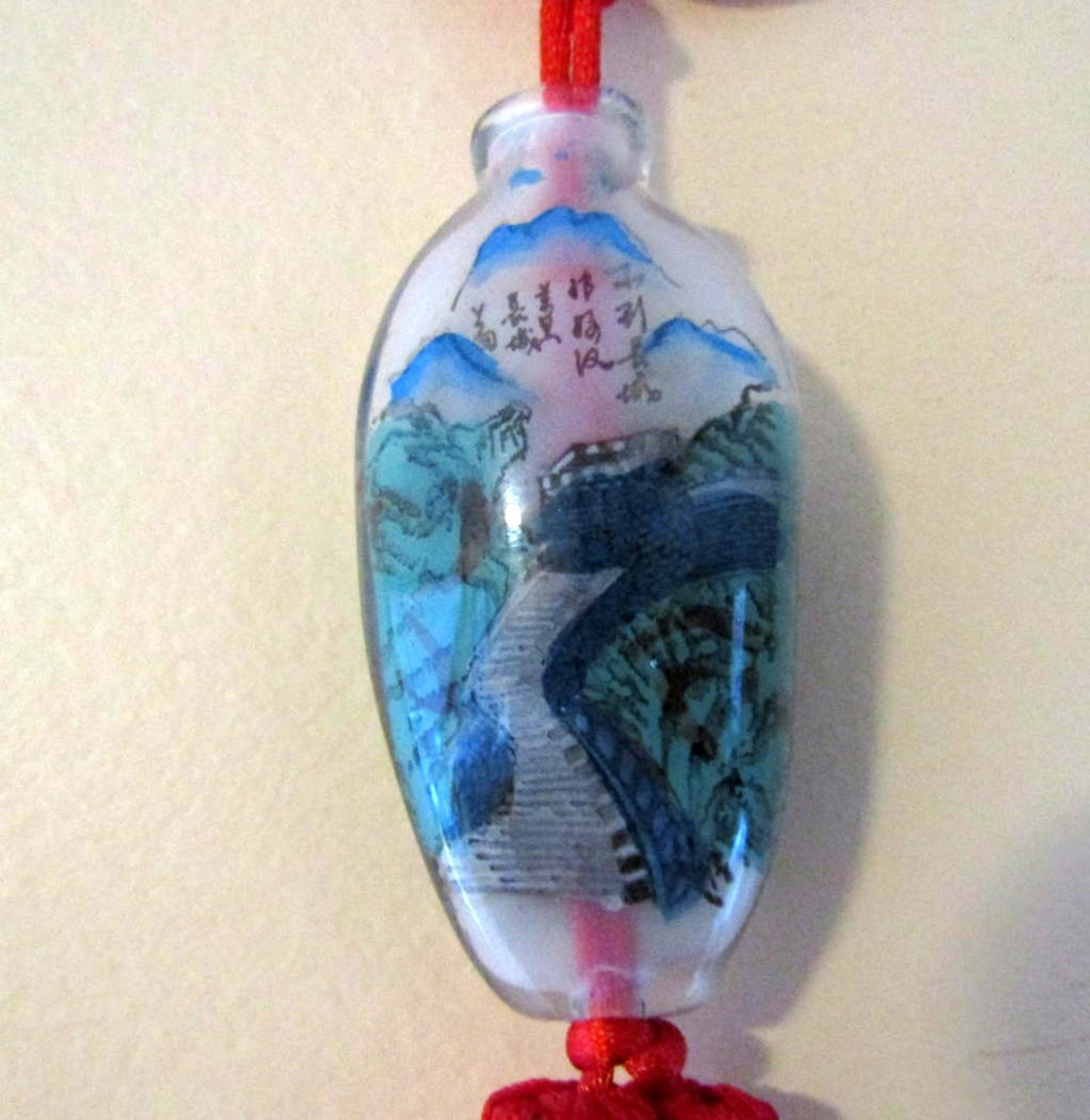 Traditional Chinese Feng Shui Hanging Ornament Snuff Bottle Great Wall Design