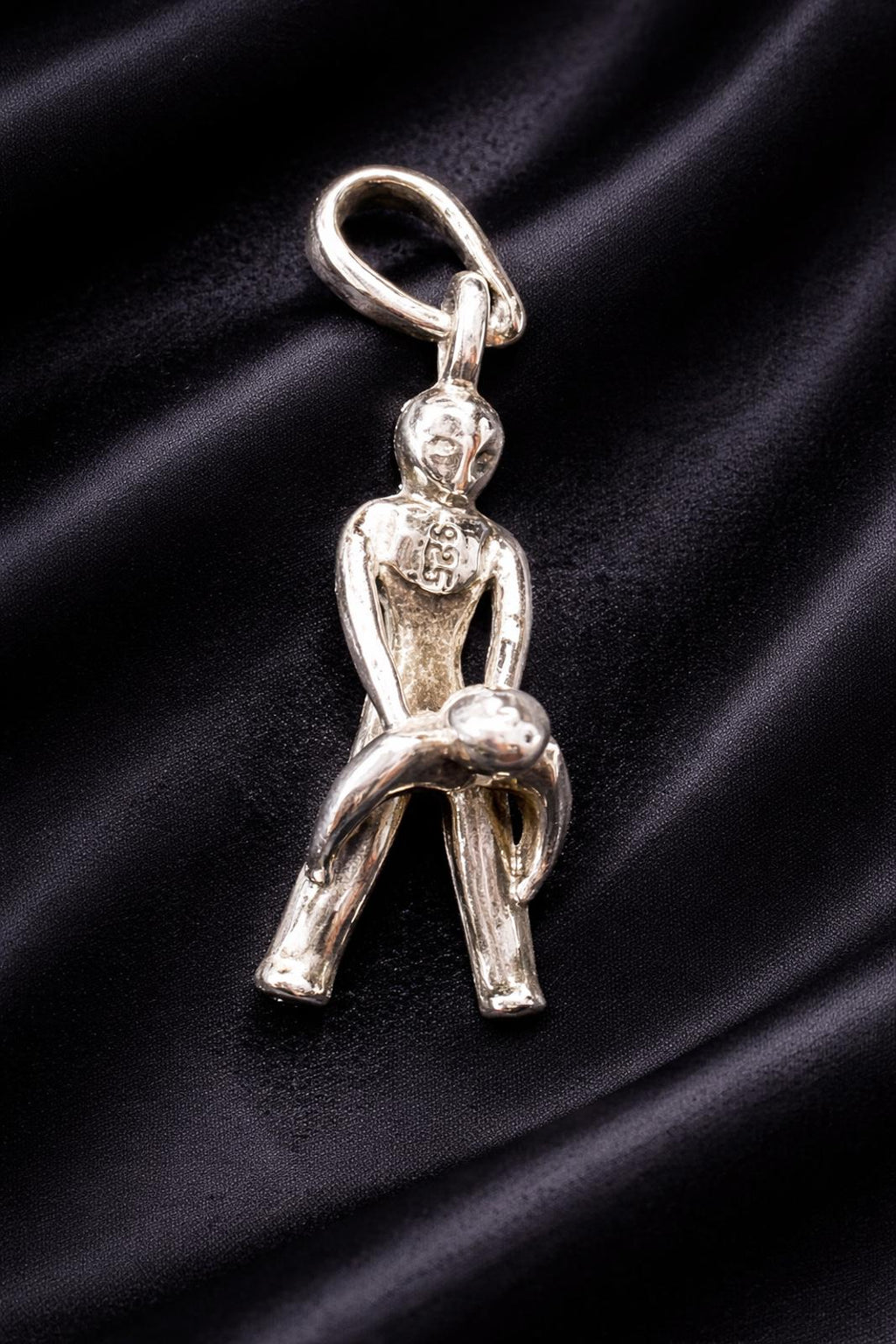 STERLING SILVER 925 Erotic Pendant Kama Sutra Pose SEX Love Man Woman