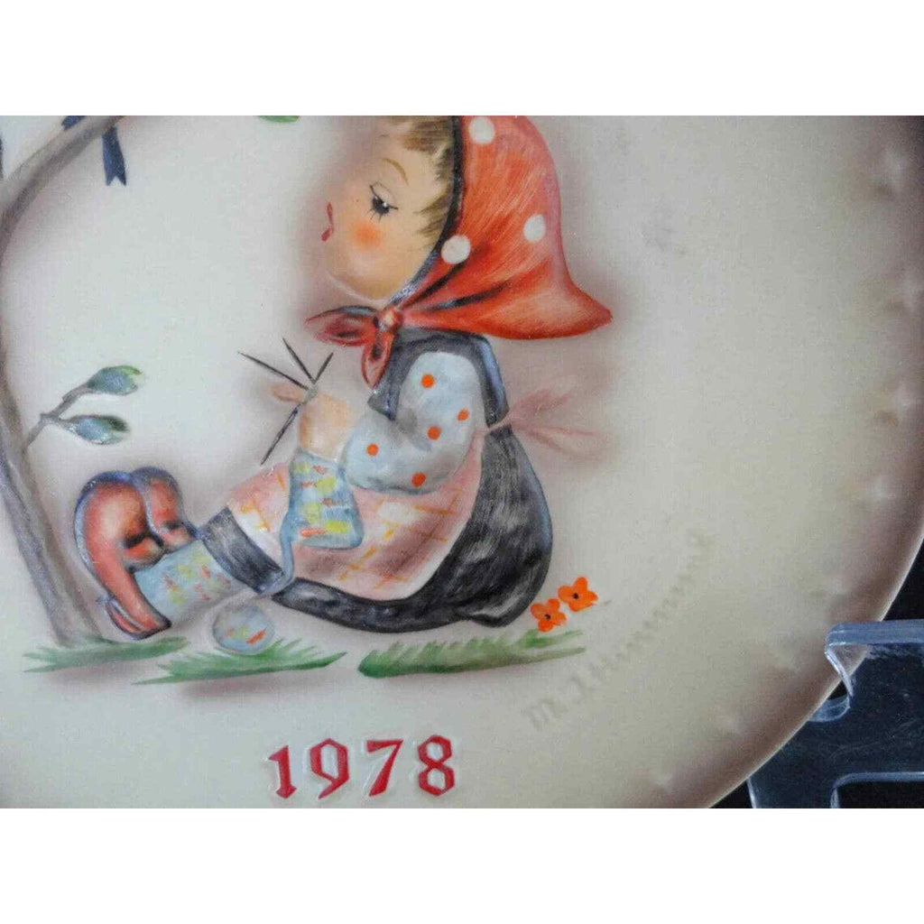 1978 Hummel "Plate Happy Pastime" 8th Annual Plate West Germany