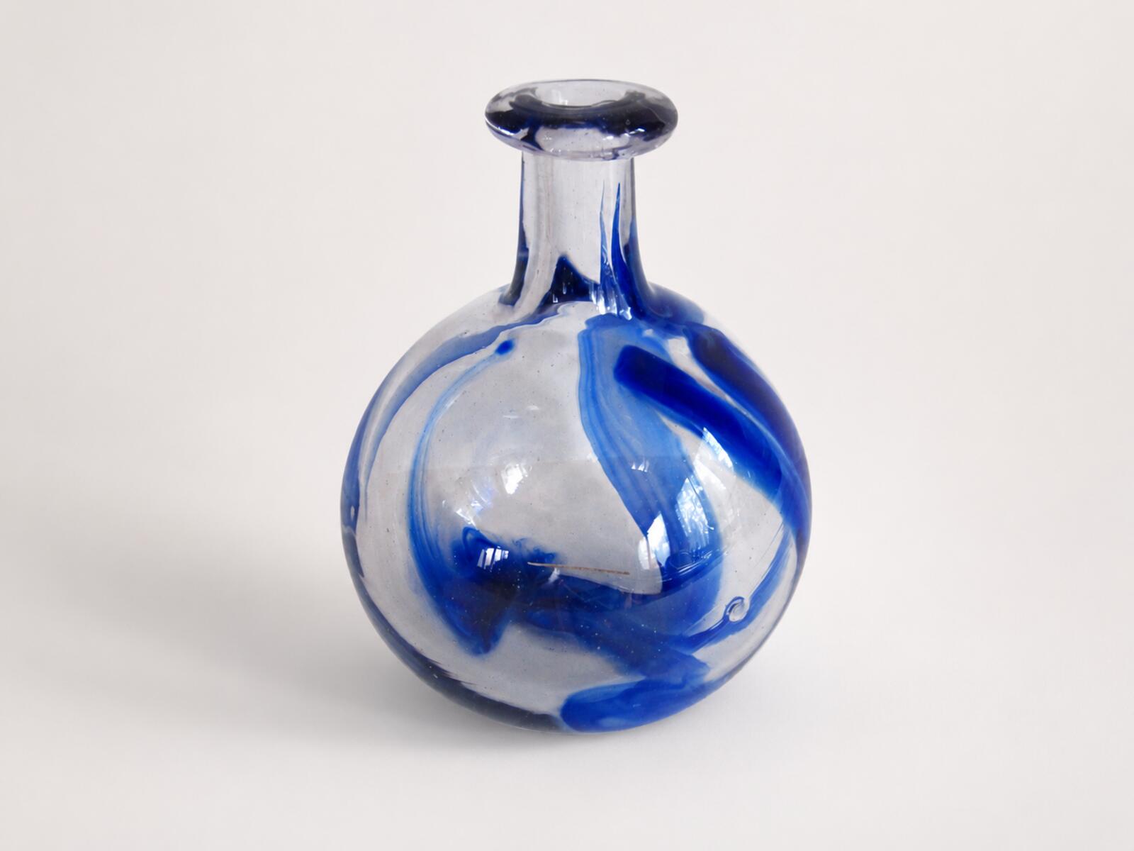 Harkness Glass Blue Swirl Art Glass Vase Hand Blown Signed 5"