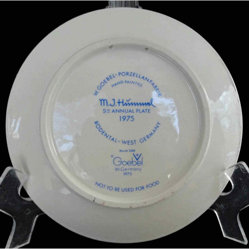 1975 Hummel Plate "Ride Into Christmas" 5th Annual Plate West Germany