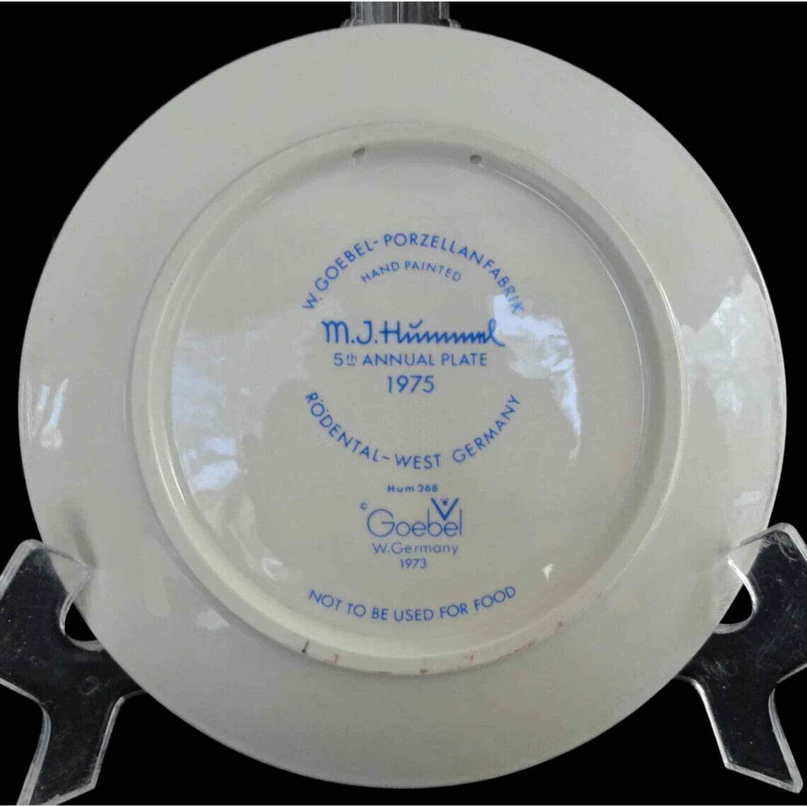1975 Hummel Plate "Ride Into Christmas" 5th Annual Plate West Germany