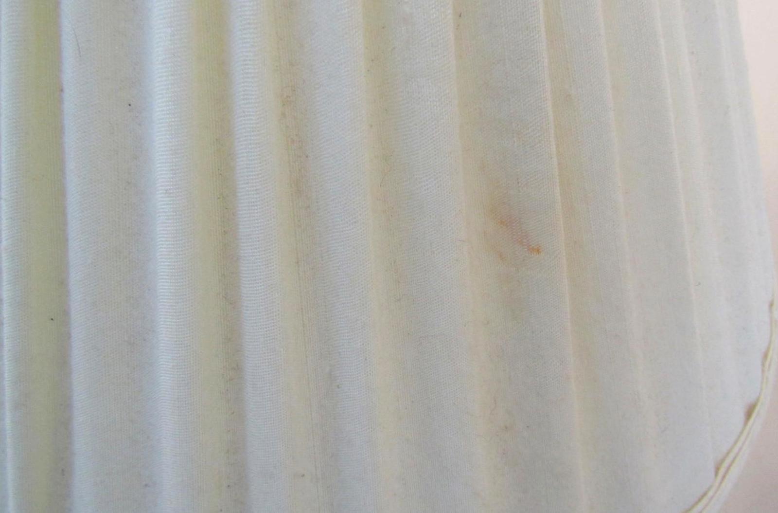 Ruby Overlay Cut-to-Clear Lamp Marble Base Vintage Fount-Style 23.5” Cream Shade