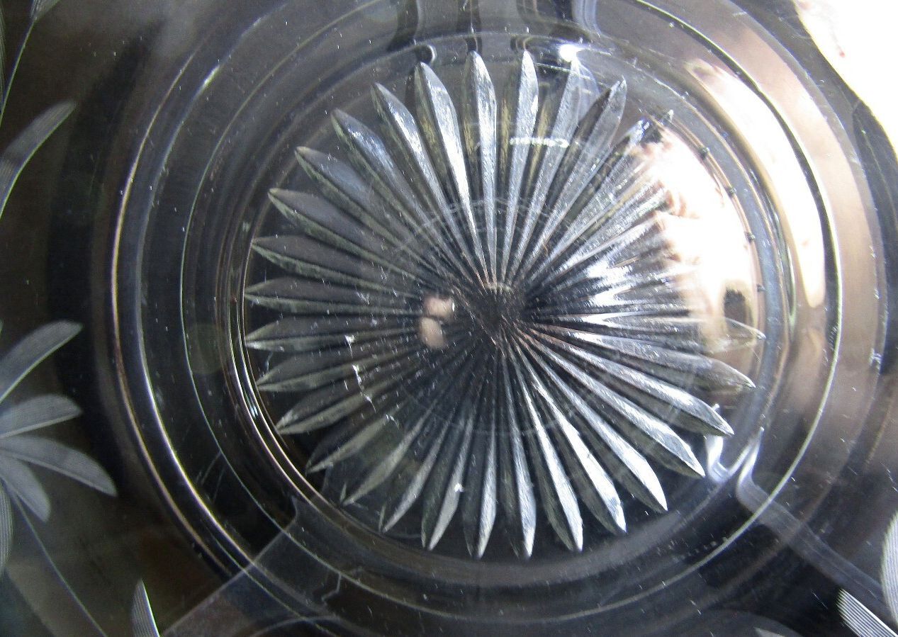 Vintage 10.5" Etched Glass Serving Plate Starburst Aster Flower Tidbit Tray