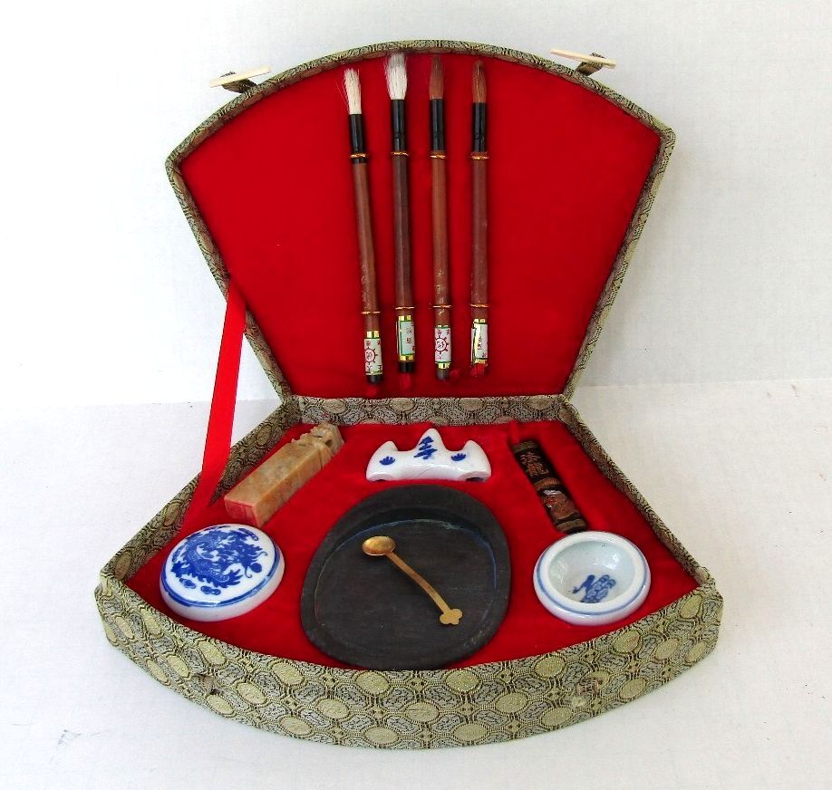 Vintage Chinese Calligraphy Sumi-E 4-Brush Fan Set