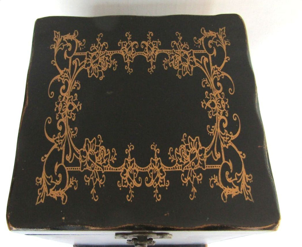 Vintage Chinoiserie Wood Decanter Chest Velvet Lined Tabletop Barware Caddy