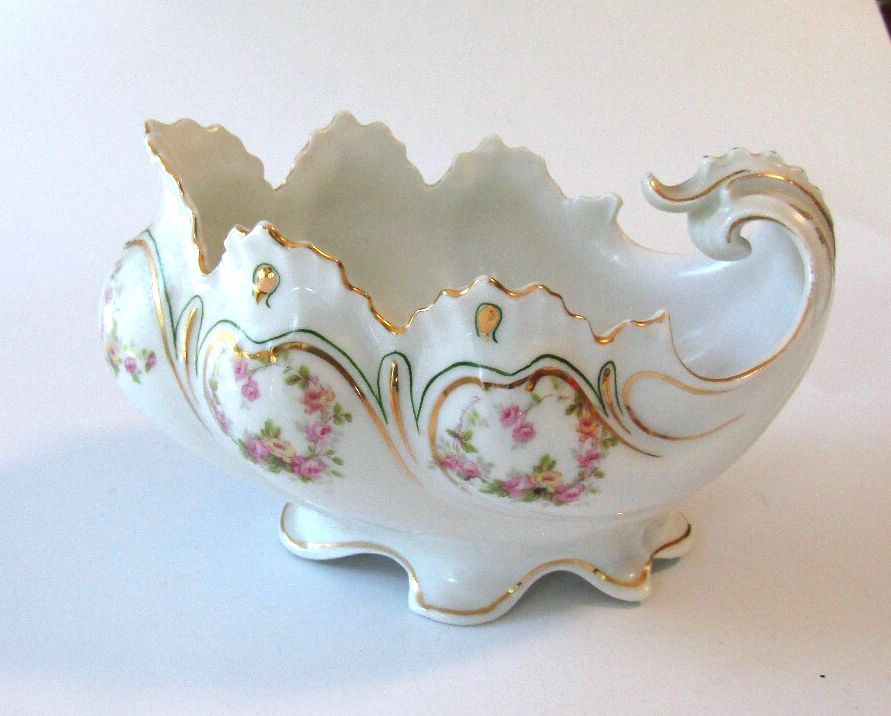 Antique M.Z. Austria Porcelain Clam Shell Rose Bonbon Sugar Bowl 1891-1917