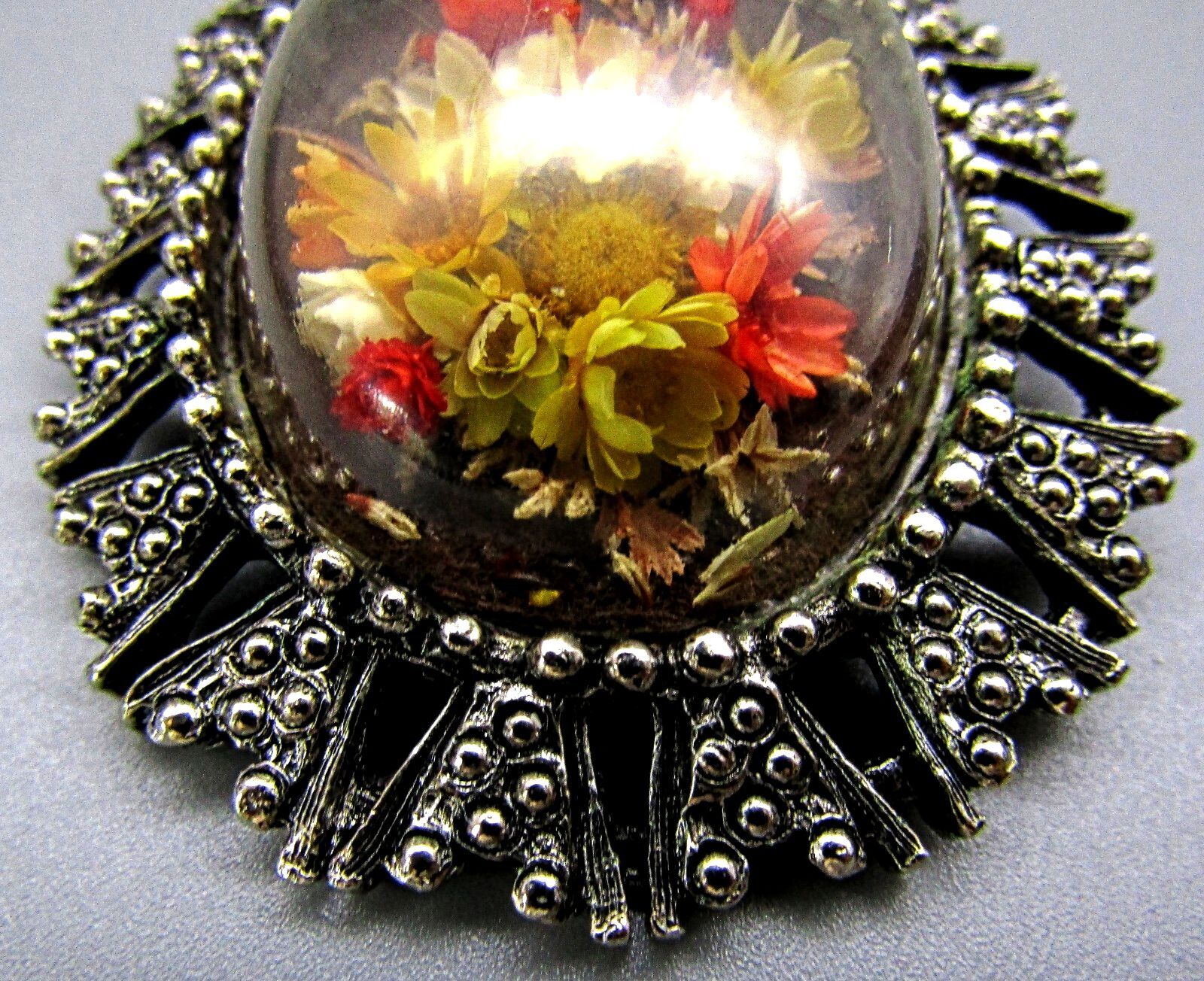 Vintage Mid Century Convertible Dried Flower Pendant Brooch Pin Necklace
